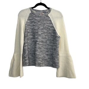 Dolan Anthropologie Raglan Bell Sleeve Sweater Gray and Cream Size Small